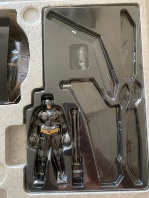 Hot Toys The Bat