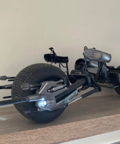 Batman Batpod Hot Toys