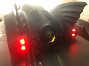 Batman 1:6 Scale Tumbler Hot Toys Batmobile MMS596