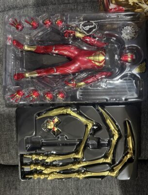 Spider Man iron spider armor