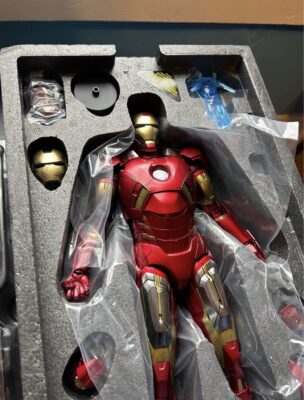 Iron Man mark 7 Diecast