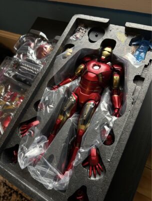 Iron Man mark 7 Diecast